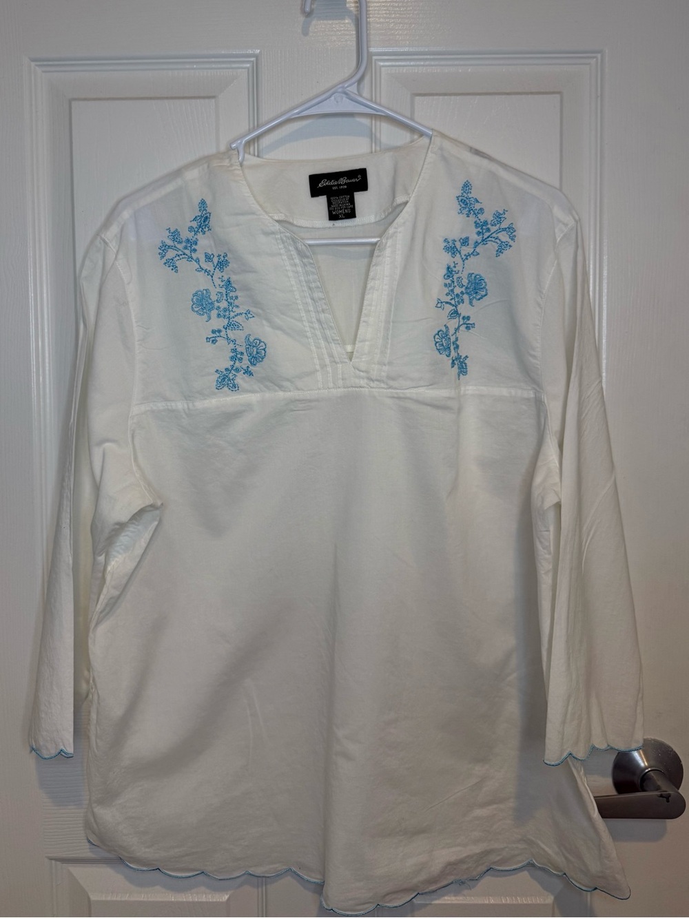 Eddie Bauer Cream Long-Sleeve Scalloped-Hem Blouse